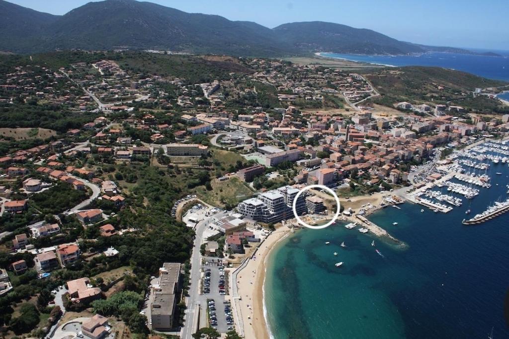 Appartement Les Pieds Dans L'Eau 3 Chambres - Propriano - Corse Bagian luar foto
